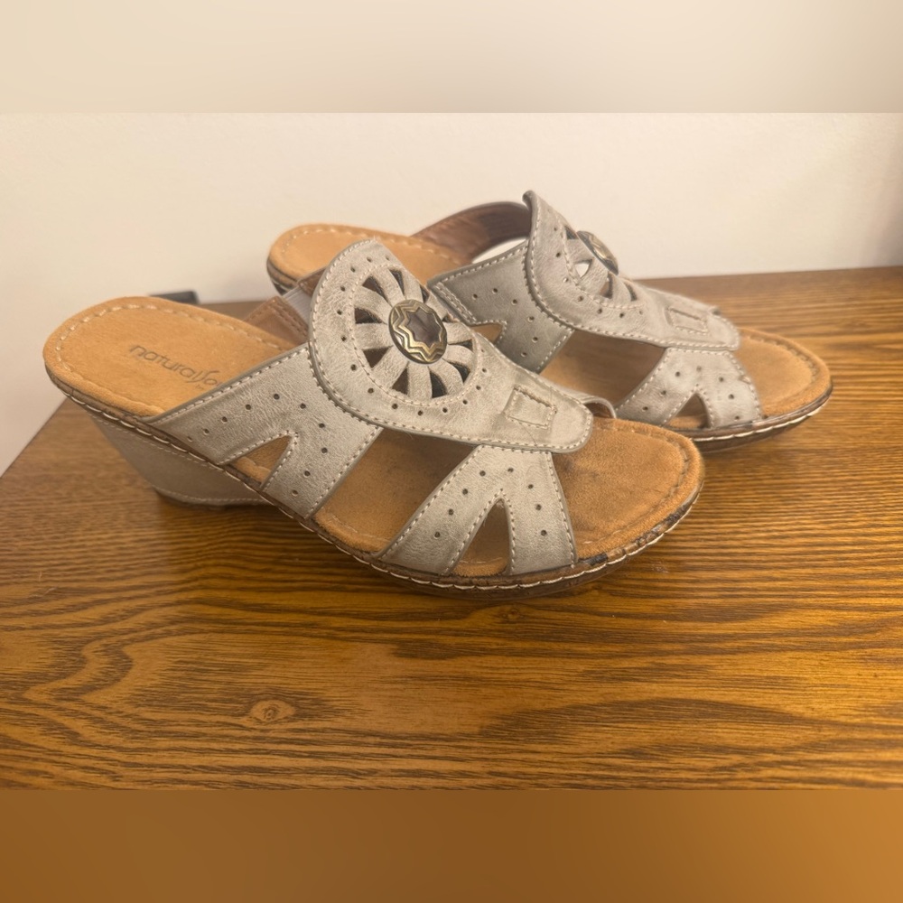 SOUL Naturalizer Hearst sandals in gray - Size 7 - GUC